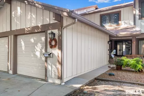 9 Whisperglen Ln, Springfield, IL 62704