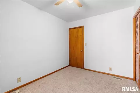 4 Midland Ct, Springfield, IL 62702 photo 15