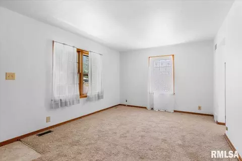 4 Midland Ct, Springfield, IL 62702 photo 5