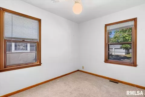 4 Midland Ct, Springfield, IL 62702 photo 17