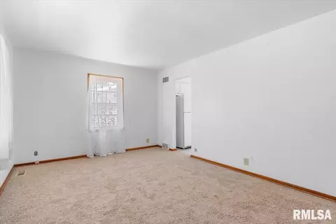 4 Midland Ct, Springfield, IL 62702 photo 6