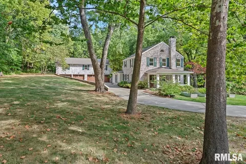 Exterior - 2031 Outer Park Dr, Springfield, IL 62704 photo 12 of 13