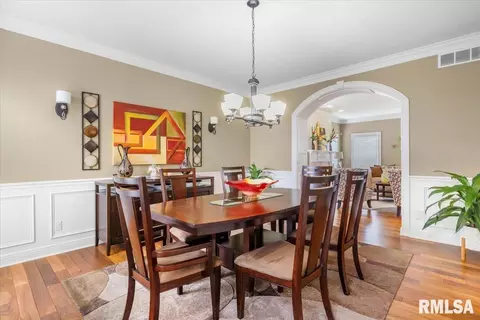 Dining - 4712 Bears Paw Ct, Springfield, IL 62711 photo 2 of 3