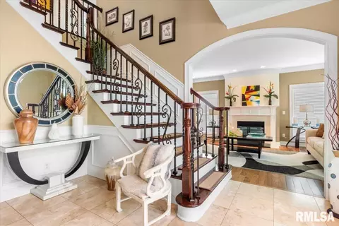 Entry Way - 4712 Bears Paw Ct, Springfield, IL 62711 photo 1 of 1
