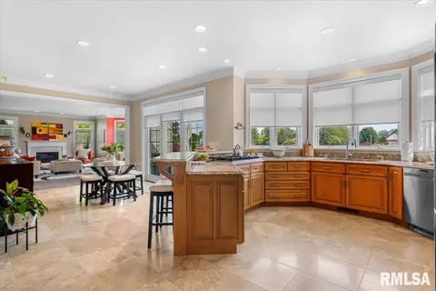 Kitchen - 4712 Bears Paw Ct, Springfield, IL 62711 photo 1 of 4