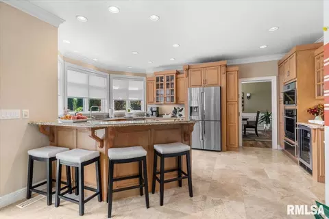 Kitchen - 4712 Bears Paw Ct, Springfield, IL 62711 photo 4 of 4