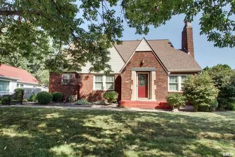 2305 Spring St, Quincy, IL 62301