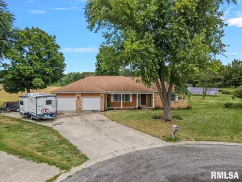 9 Acadia Ct, Springfield, IL 62712 photo 4