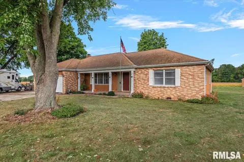 9 Acadia Ct, Springfield, IL 62712 photo 2