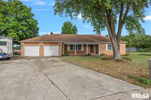 9 Acadia Ct, Springfield, IL 62712
