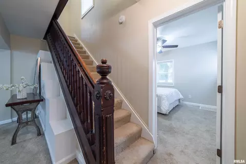 Entry Way - 325 E Columbus St, Columbus, IL 62320 photo 3 of 4