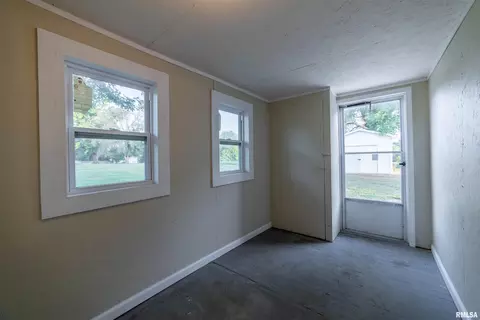 Other - 325 E Columbus St, Columbus, IL 62320 photo 2 of 7