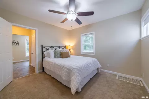 Bedroom - 325 E Columbus St, Columbus, IL 62320 photo 1 of 8