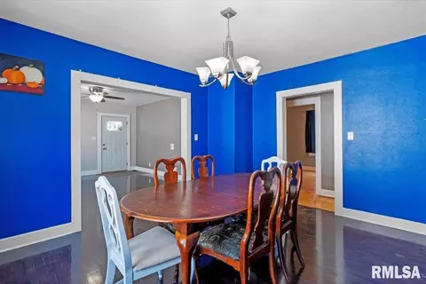 2061 N 20th St, Springfield, IL 62702 photo 9