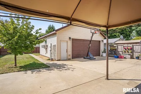 2061 N 20th St, Springfield, IL 62702 photo 30