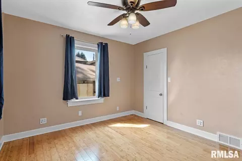2061 N 20th St, Springfield, IL 62702 photo 14