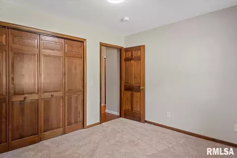 Bedroom - 1060 Lenhart Rd, Springfield, IL 62711 photo 4 of 7