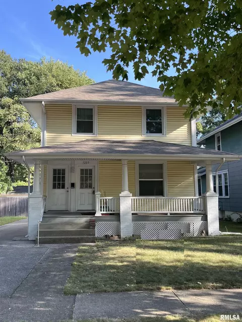 1209 Governor St, Springfield, IL 62704