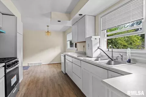Kitchen - 3418 S Park Ave, Springfield, IL 62704 photo 1 of 1