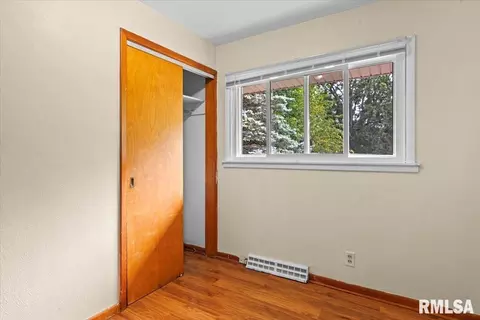 Bedroom - 3418 S Park Ave, Springfield, IL 62704 photo 3 of 5