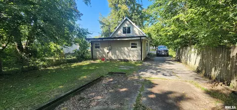 Exterior - 1710 E Carpenter St, Springfield, IL 62702 photo 2 of 2