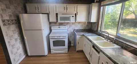 Other - 1710 E Carpenter St, Springfield, IL 62702 photo 6 of 12