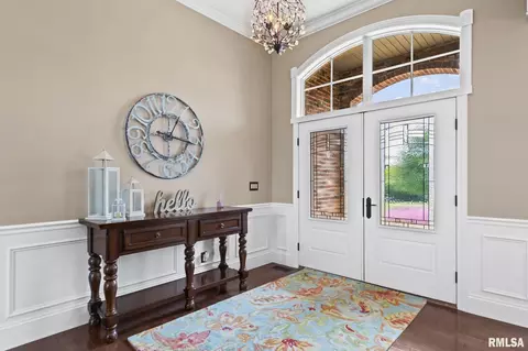 Entry Way - 4509 Lynhurst Rd, Springfield, IL 62711 photo 2 of 4