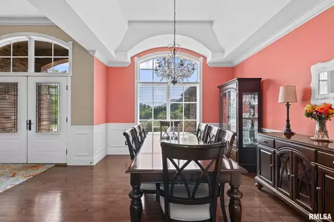 Dining - 4509 Lynhurst Rd, Springfield, IL 62711 photo 1 of 4