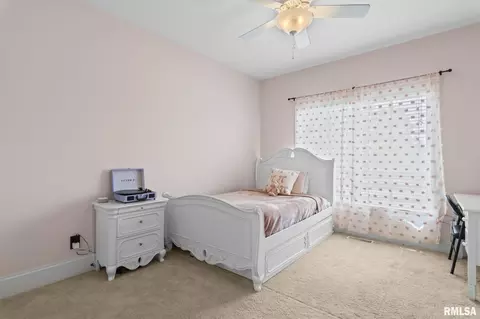 Bedroom - 4509 Lynhurst Rd, Springfield, IL 62711 photo 5 of 8