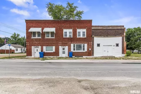 104 Main St, Tallula, IL 62688