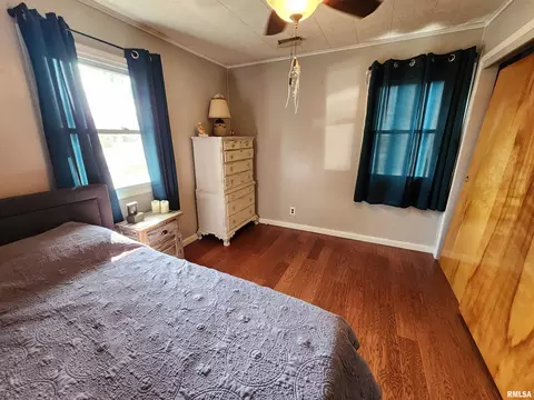 Bedroom - 1645 N 21st St, Springfield, IL 62702 photo 2 of 3