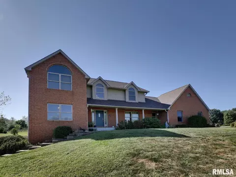 5128 Lookout Rdg, Quincy, IL 62305