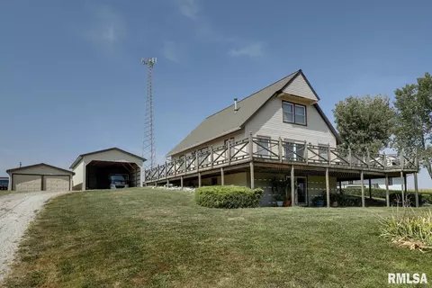 1295 W Lakeshore Dr, Fowler, IL 62338