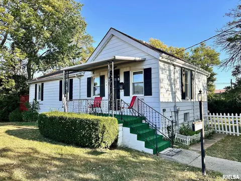 1401 Hoagland Blvd, Jacksonville, IL 62650