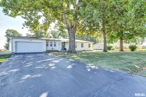 1910 Marca St, Decatur, IL 62521