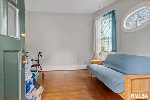 Other - 826 S Walnut St, Springfield, IL 62704 photo 2 of 3