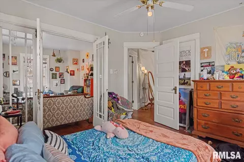 Bedroom - 826 S Walnut St, Springfield, IL 62704 photo 1 of 5