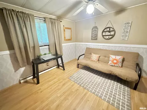 Bedroom - 403 12 Jared St, Abingdon, IL 61410 photo 2 of 2