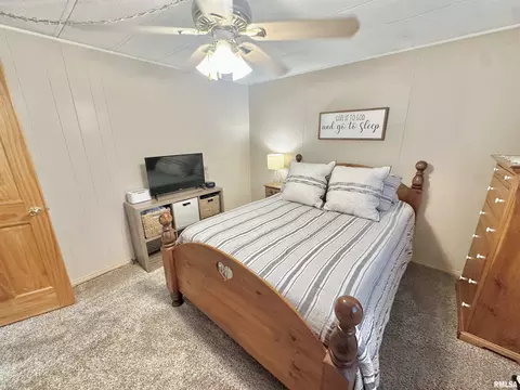 Bedroom - 403 12 Jared St, Abingdon, IL 61410 photo 1 of 2