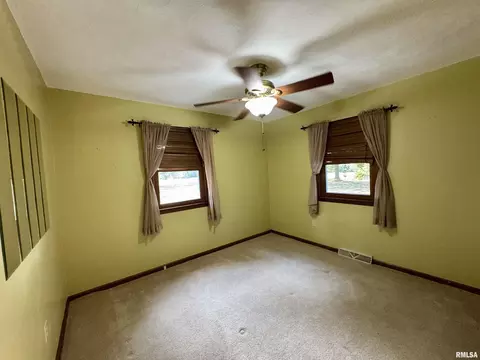 3909 Pine Tree Rd, Quincy, IL 62305 photo 9
