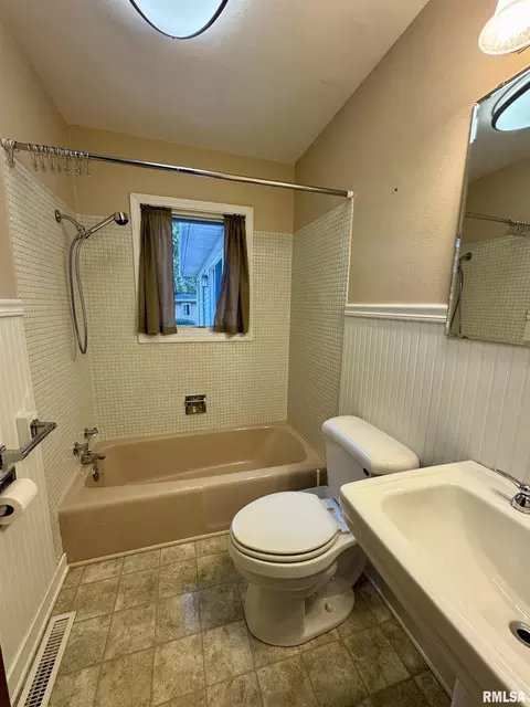 3909 Pine Tree Rd, Quincy, IL 62305 photo 13