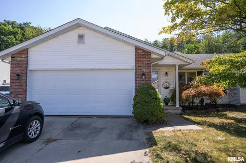 4712 Johanne Ct, Springfield, IL 62711