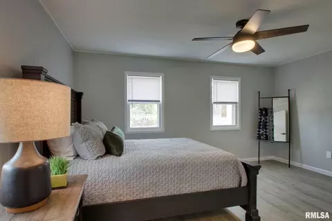 Bedroom - 312 W York St, Camp Point, IL 62320 photo 4 of 4
