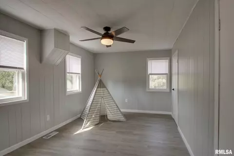 Bedroom - 312 W York St, Camp Point, IL 62320 photo 1 of 4