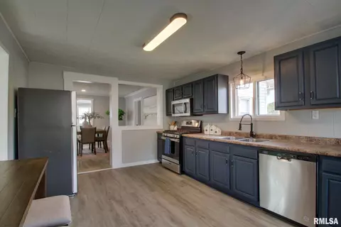 Kitchen - 312 W York St, Camp Point, IL 62320 photo 2 of 2