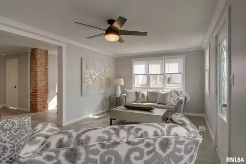 Other - 312 W York St, Camp Point, IL 62320 photo 5 of 10