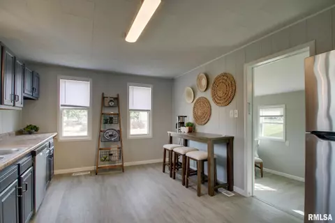 Other - 312 W York St, Camp Point, IL 62320 photo 6 of 10