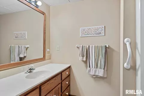 2104 Sunstone Ct, Springfield, IL 62704 photo 29