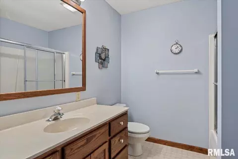 2104 Sunstone Ct, Springfield, IL 62704 photo 24