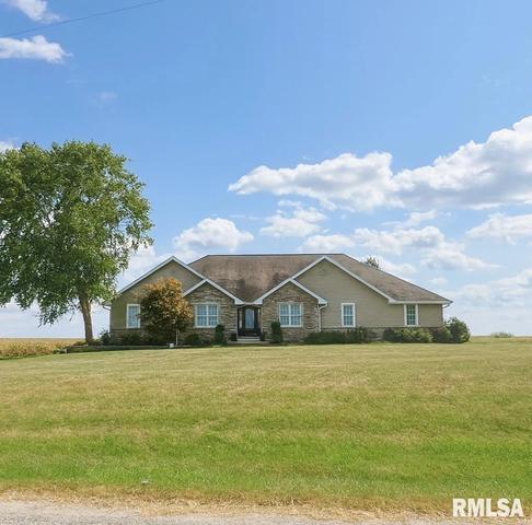 197 NW 850th St, White Hall, IL 62092